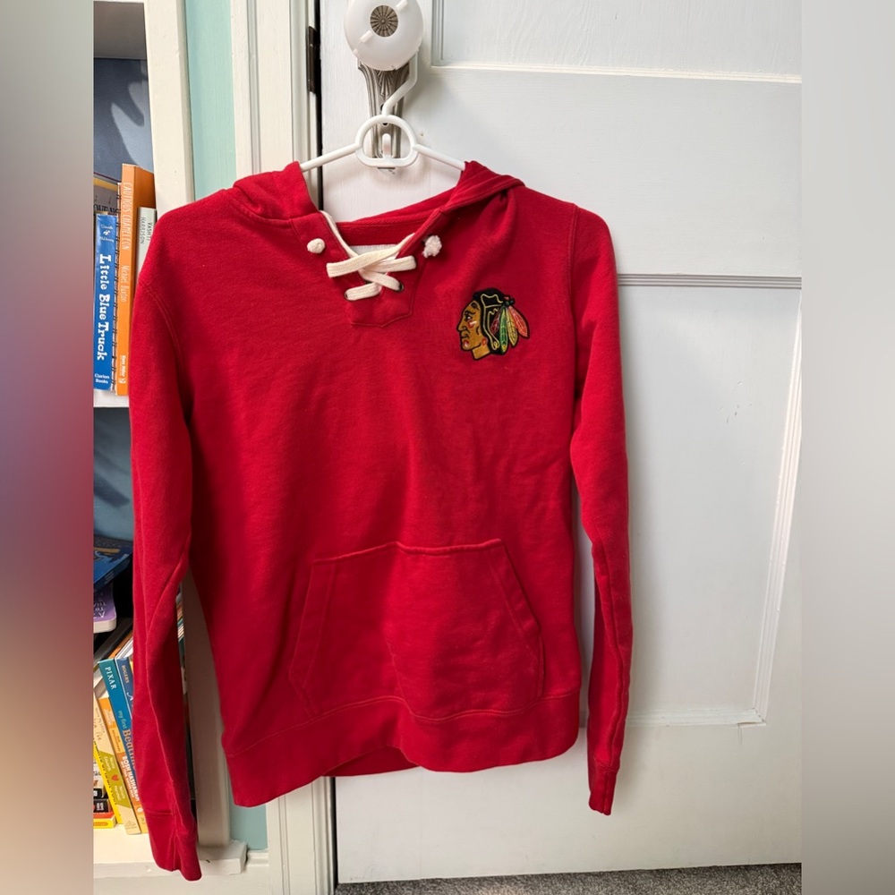 NHL Chicago blackhawks  hockey Lace-Up Sweatshirt with Embroidered Logo